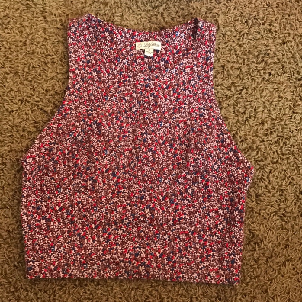 Lily White Flowery Top Size Small